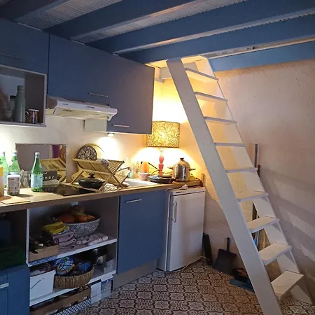Maison Avec Jardin - 2 Et Entrees Distincts Et Independantes Et Ses Deux Chats Holiday home *