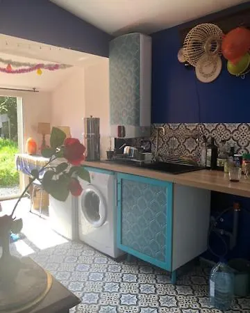Holiday home Maison Avec Jardin - 2 Et Entrees Distincts Et Independantes Et Ses Deux Chats *